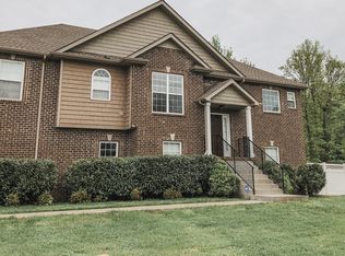 598 Press Grove Dr, Clarksville, TN 37043