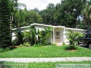 1675 San Mateo Dr, Dunedin, FL 34698