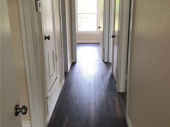 5th image of 811 Carrie Ave