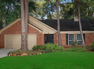 7 Village Knoll Pl, Spring, TX 77381