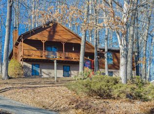1270 Sherwood Dr, Christiansburg, VA 24073