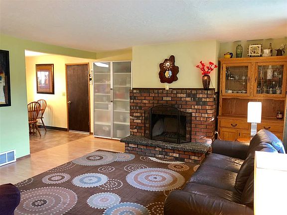 2nd image of 14413 Sunnyside Dr