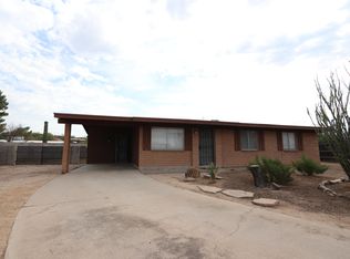 2424 W Las Lomitas Rd, Tucson, AZ 85741