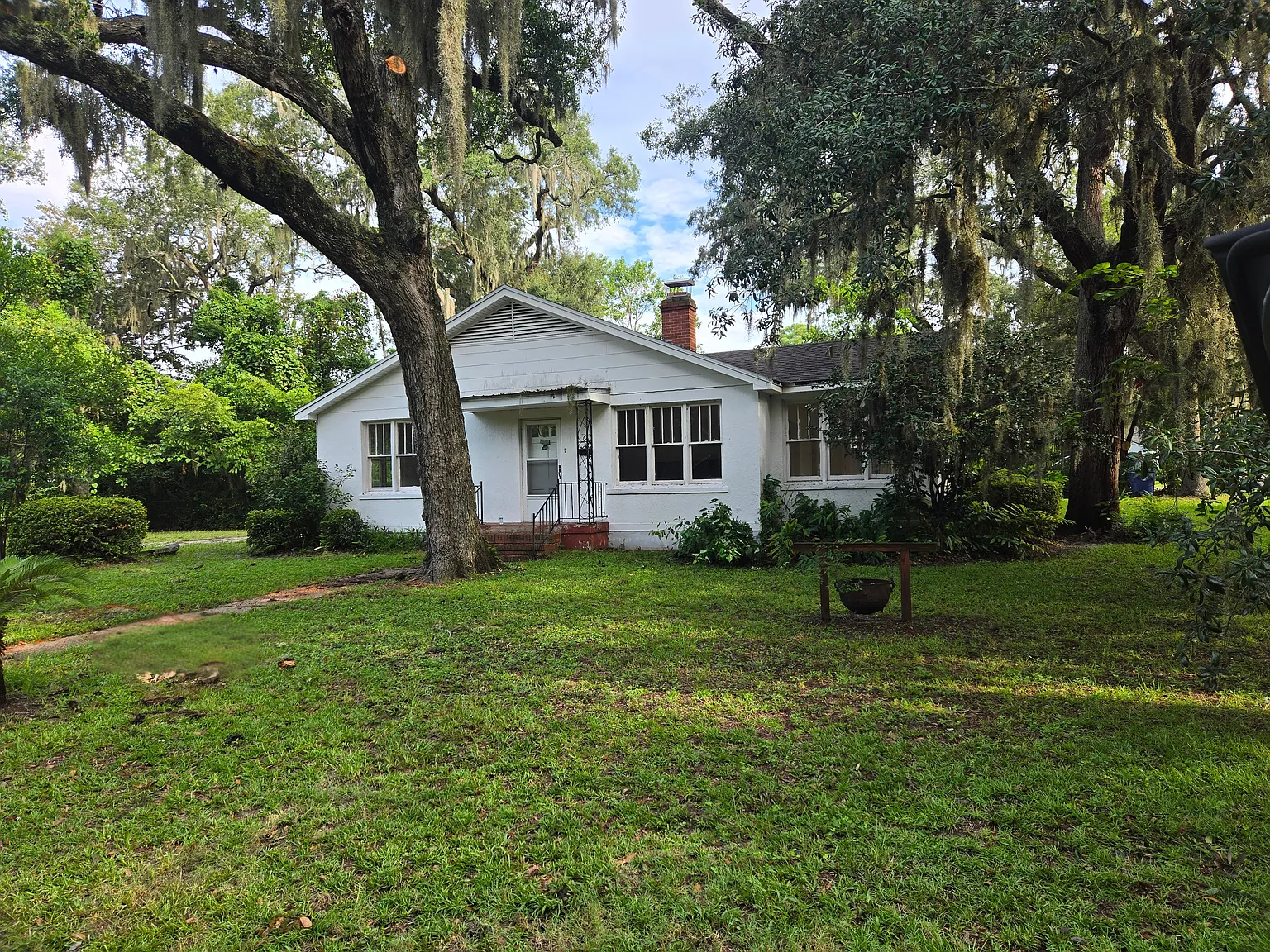3 bed, 1581 sqft, $2,900 — Photo 2