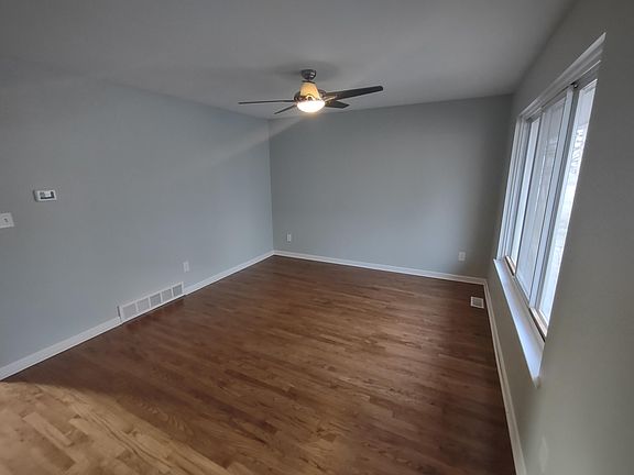 3rd image of 1740 Dover Ct