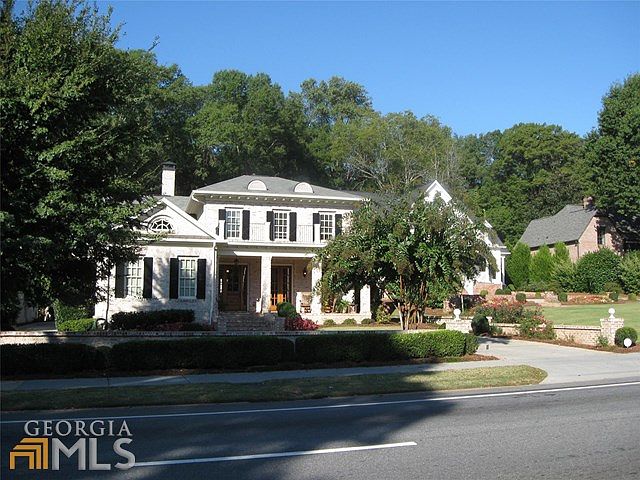 1st image of 551 Church St