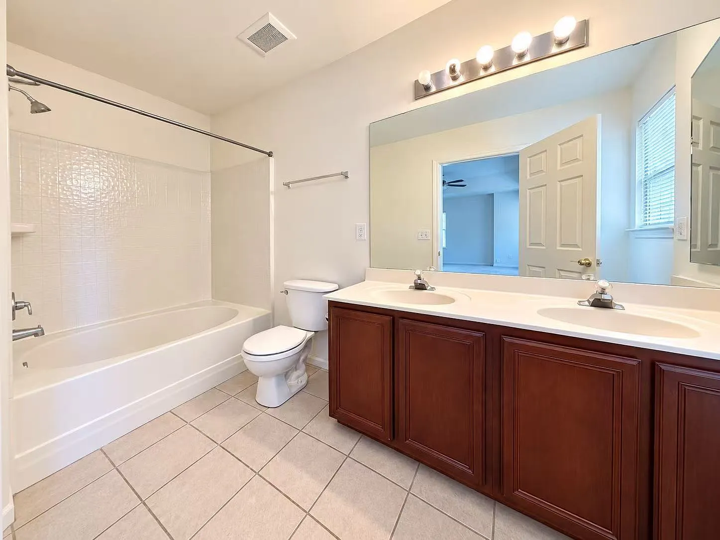 468 Canewood Place - 1 — Photo 2
