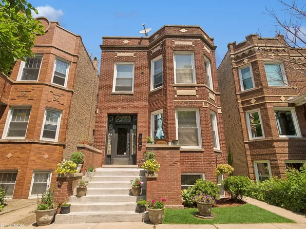 2130 W Iowa St, Chicago, IL 60622