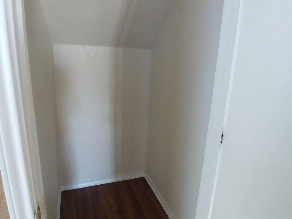 1st image of 628 Roosevelt Dr
