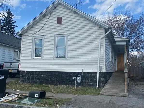 122 Steuben St, Syracuse, NY 13208