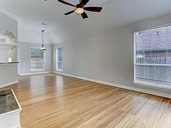 4th image of 3303 Barkers Forest Ln