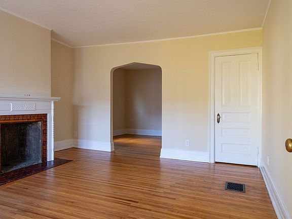 2nd image of 748 Auburn Ave