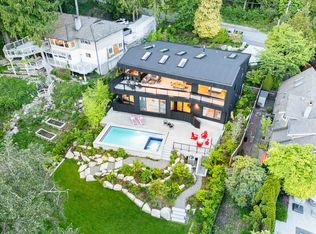 3823 Bayridge Ave, West Vancouver, BC V7V 3J3