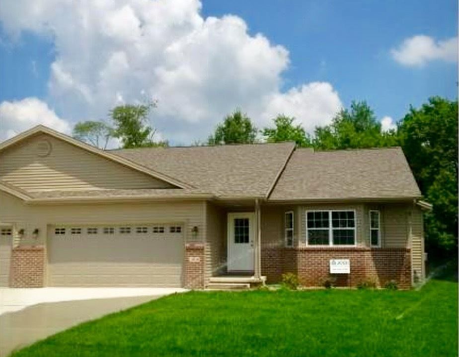 2nd image of 1018 Ravina Dr