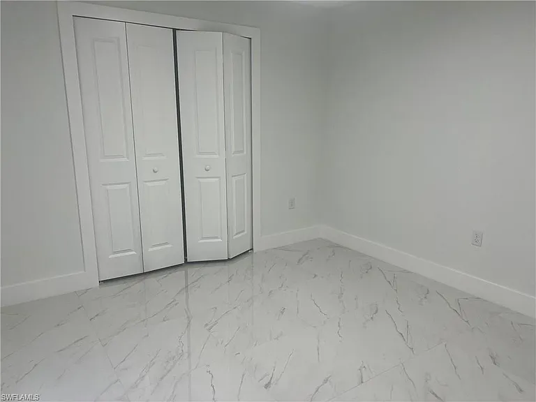 2403 Dogwood Ave N — Photo 18