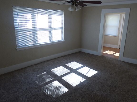 5th image of 8271 Osteen St