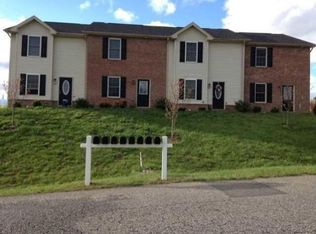 183 Thoroughbred Cir, Lexington, VA 24450