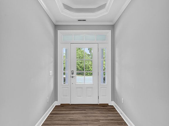 5th image of 8450 Oak Abbey Trail NE