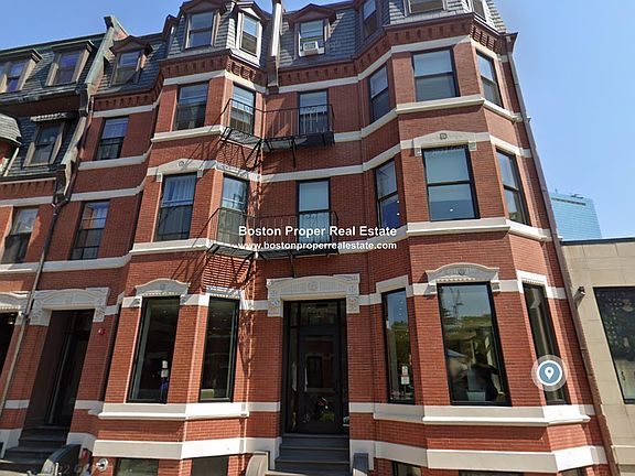 2nd image of 36 Fairfield St Ste 8