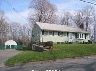 21 Woodhaven Dr, Berlin, CT 06037