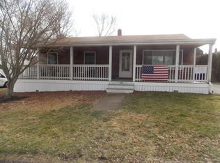 88 Bayberry Rd, New Bedford, MA 02740