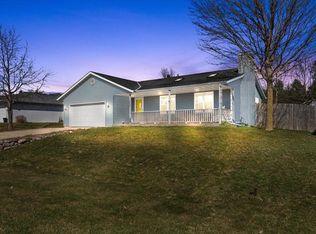 3864 Riegle Ct, West Bend, WI 53086