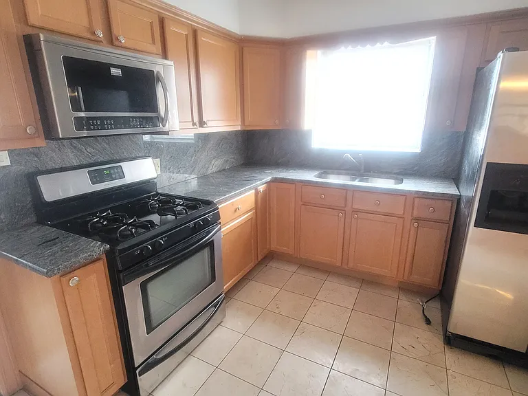 5113 N Mango Ave #2 — Photo 11