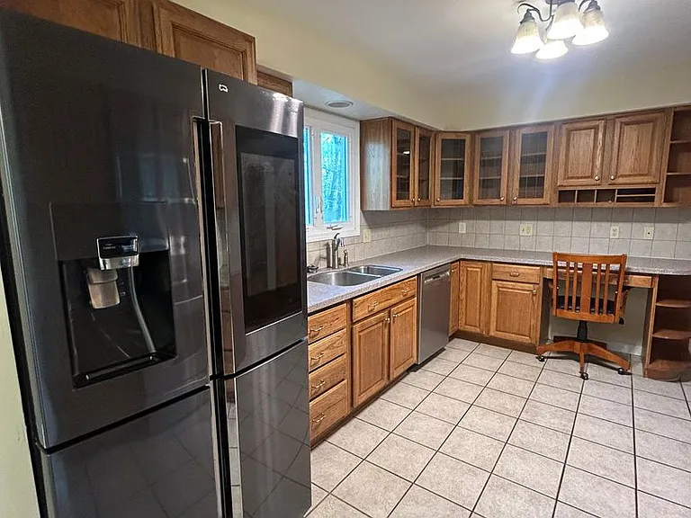 643 Wiltshire Dr — Photo 15