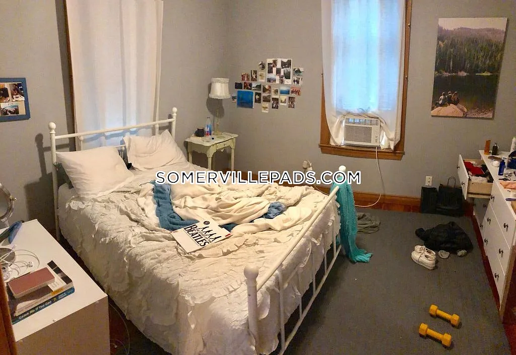 3 bed, 9999 sqft, $4,050 — Photo 2