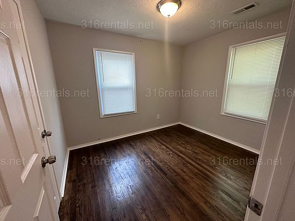 5th image of 1239 N Dellrose Ave