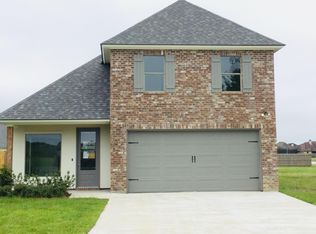 306 Wetgrass Dr, Lafayette, LA 70508