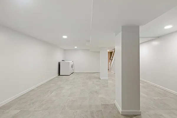 Rented by Compass | media 14