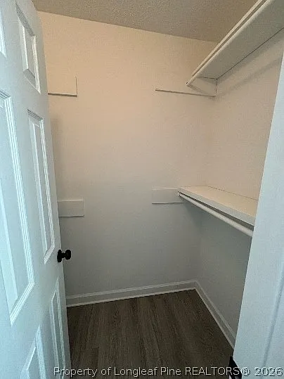 486 Sheffield Ct — Photo 2
