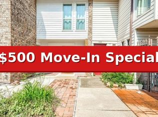 301 SE 34th St, Moore, OK 73160
