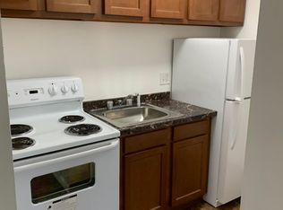 1303 Cove Ave APT 305, Lakewood, OH 44107