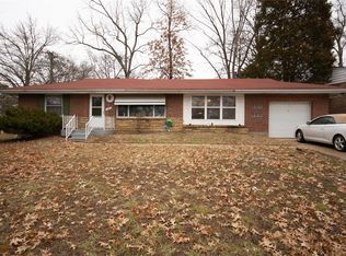 1231 Chambers Rd, Saint Louis, MO 63137