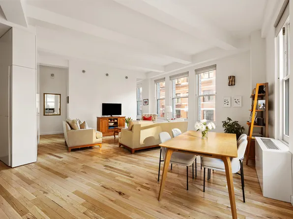 100 Hudson Street image 3 of 10