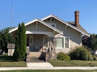 212 E Main St, Kewanna, IN