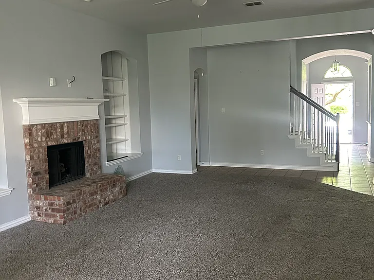 236 Birdbrook Dr — Photo 5