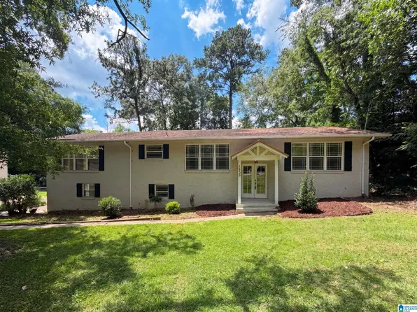 1909 Wisterwood Dr, Birmingham, AL 35226