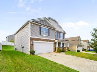8523 Mansell Ct, Charlotte, NC 28215