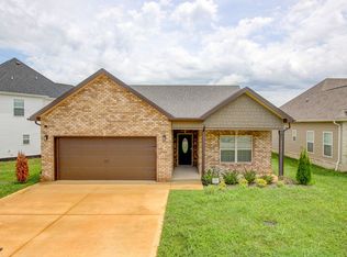 2547 Rafiki Dr, Clarksville, TN 37042