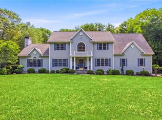 55 Burns Way, East Greenwich, RI 02818