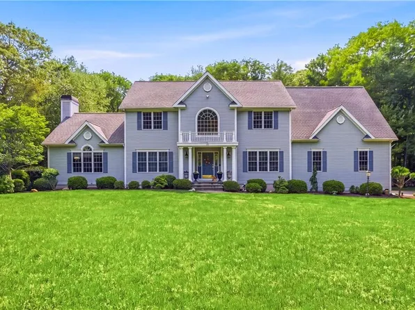 55 Burns Way, East Greenwich, RI 02818