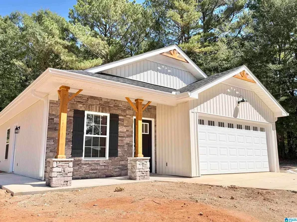 591 Roy Parris Rd, Jacksonville, AL 36265