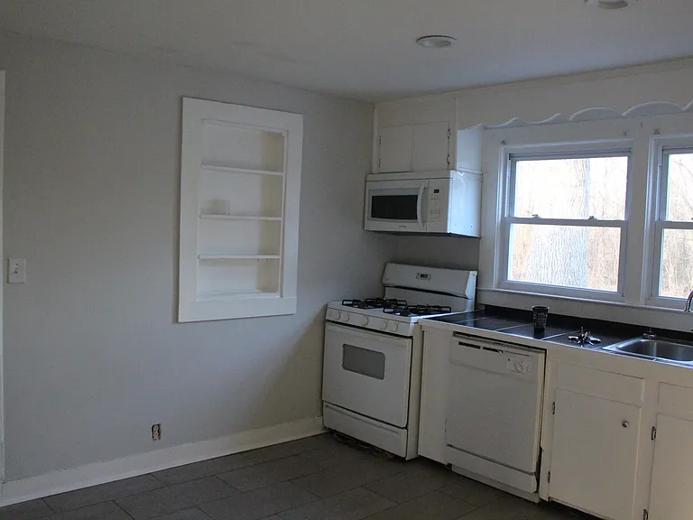5804 State Park Rd — Photo 4