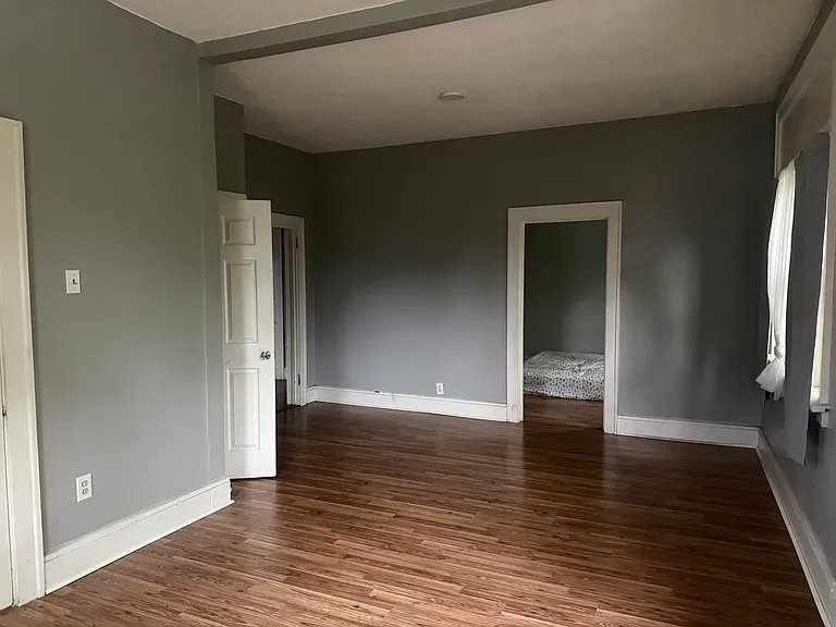 631 S Oakland Ave #201 — Photo 9