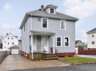 29 4th St, East Providence, RI 02914