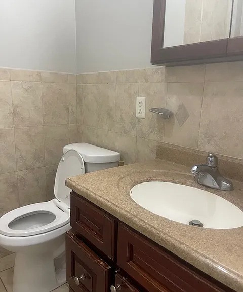 392 Liberty Ave — Photo 3
