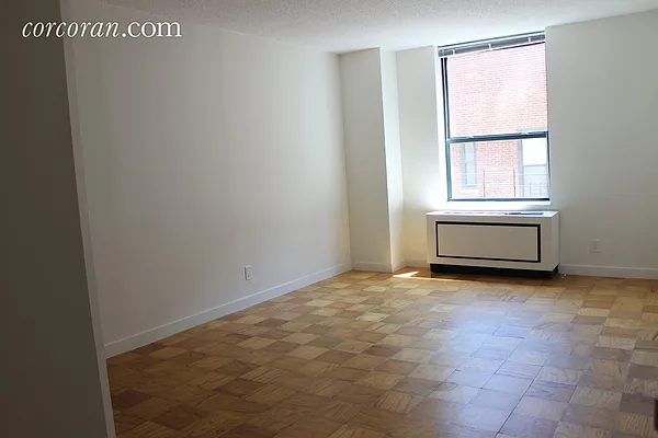 Rented by Corcoran | media 19